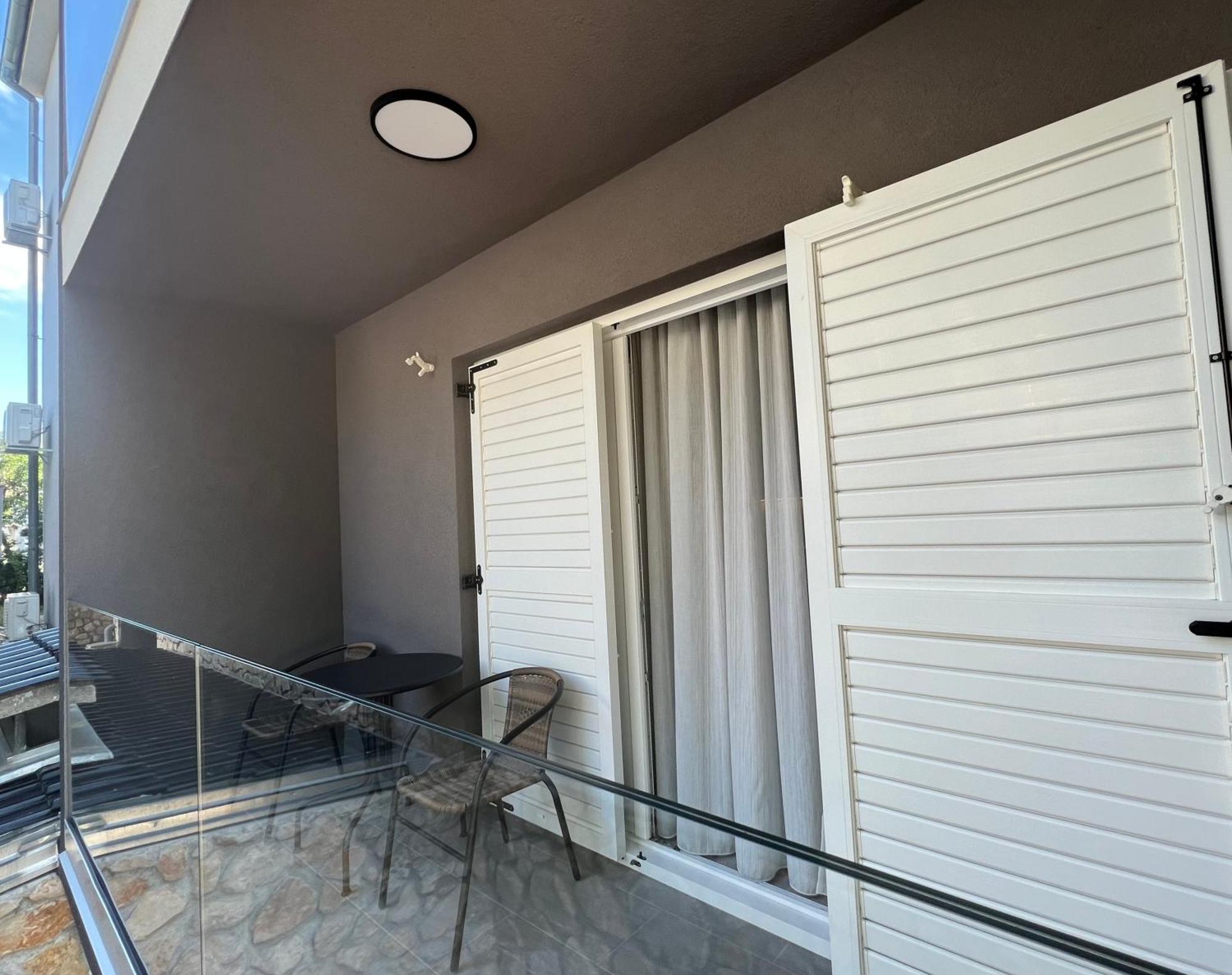 Apartmani Avis Selce Exterior photo